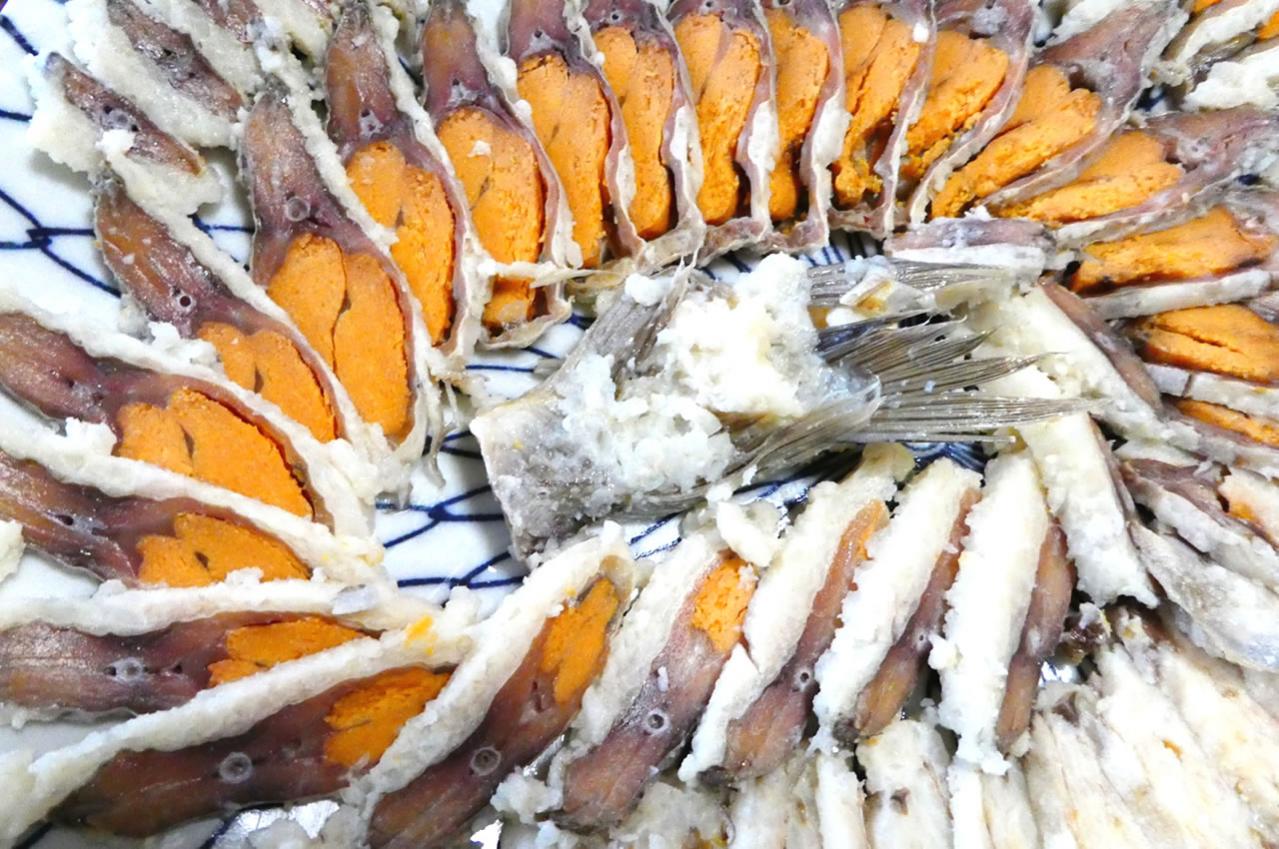ふなずし 鮒寿し 滋賀県の美味しい名物料理 寿司 Eats Jp
