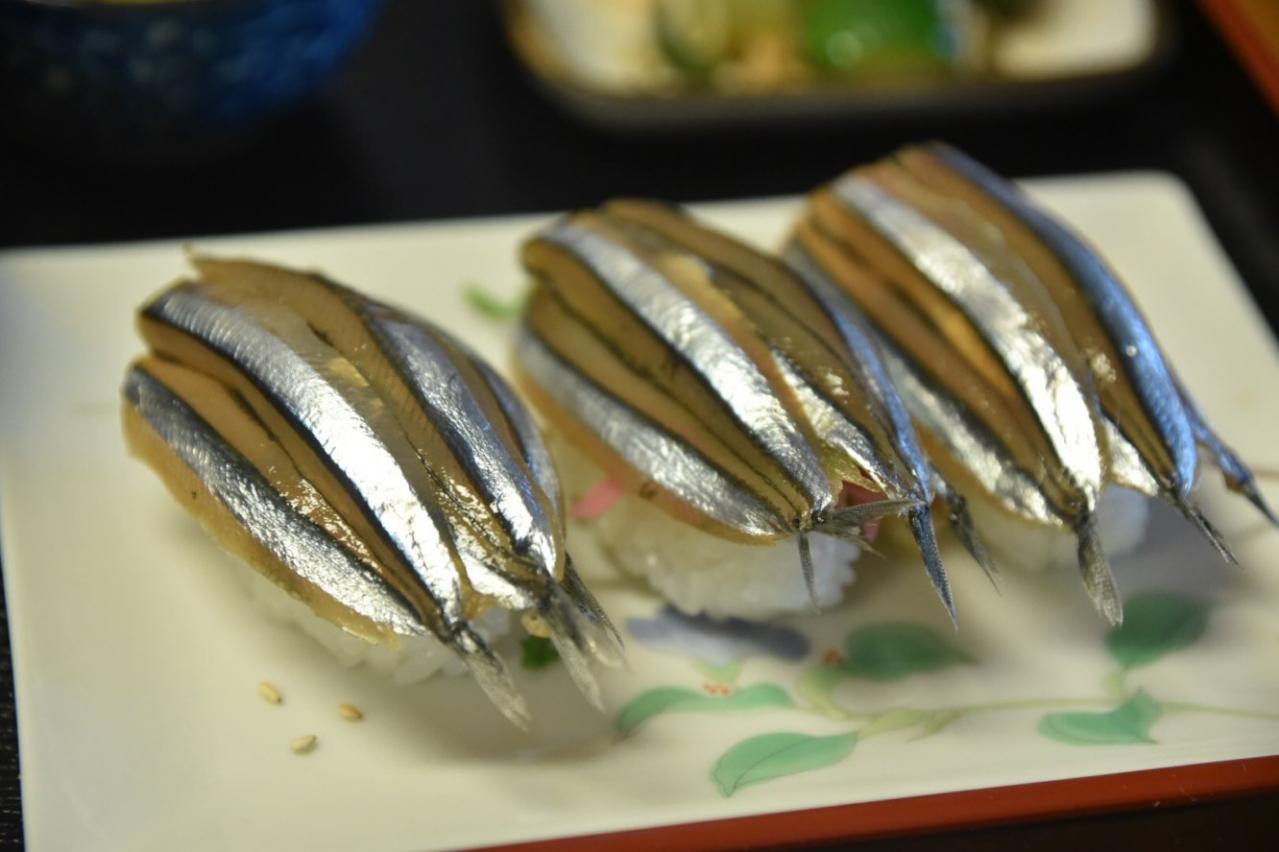 きびなご寿司 鹿児島県の美味しい名物料理 寿司 Eats Jp