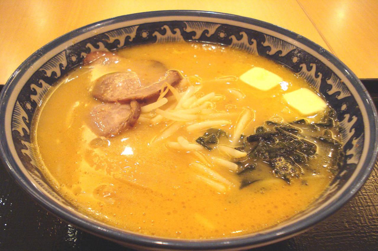 Aomori miso curry milk ramen