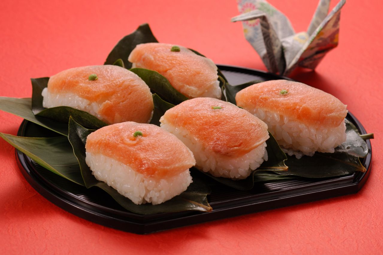 Persimmon leaf sushi