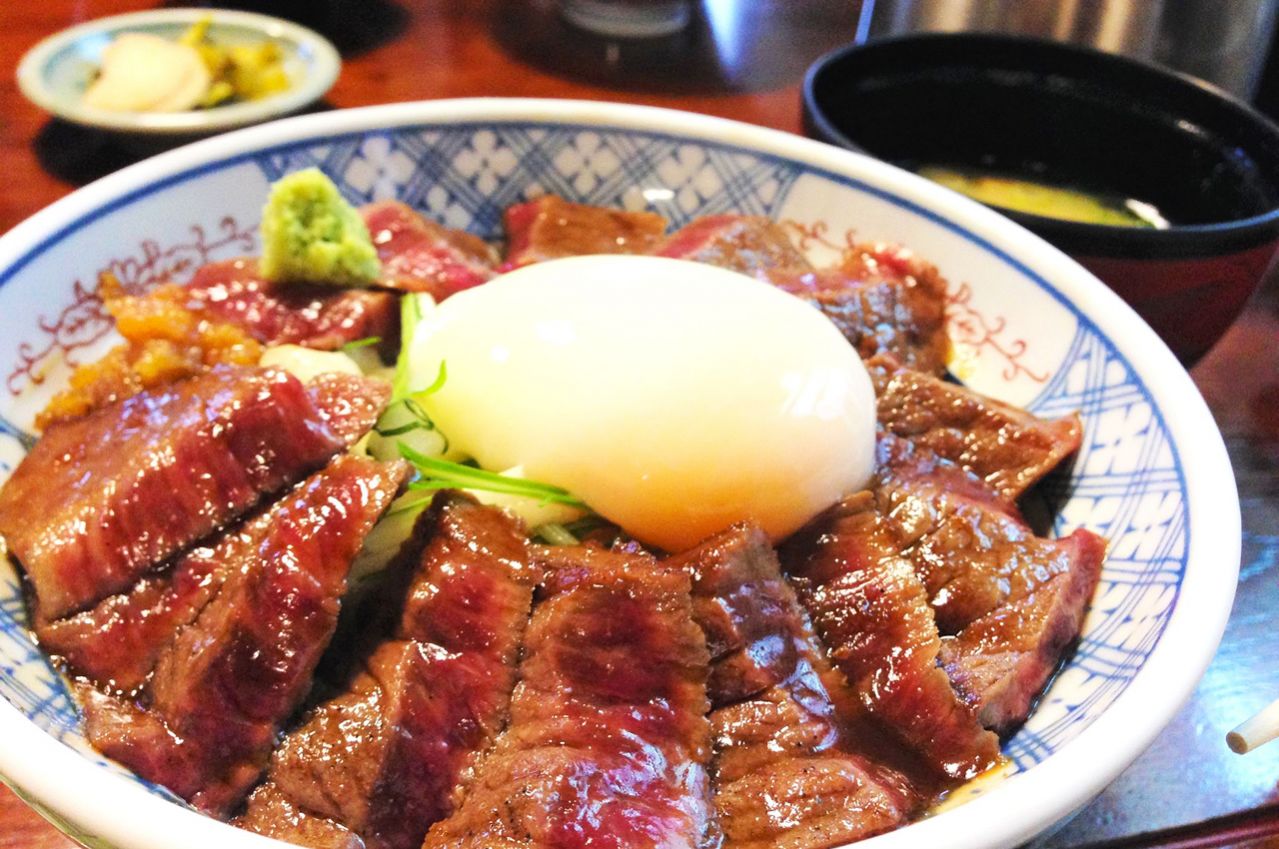 あか牛丼