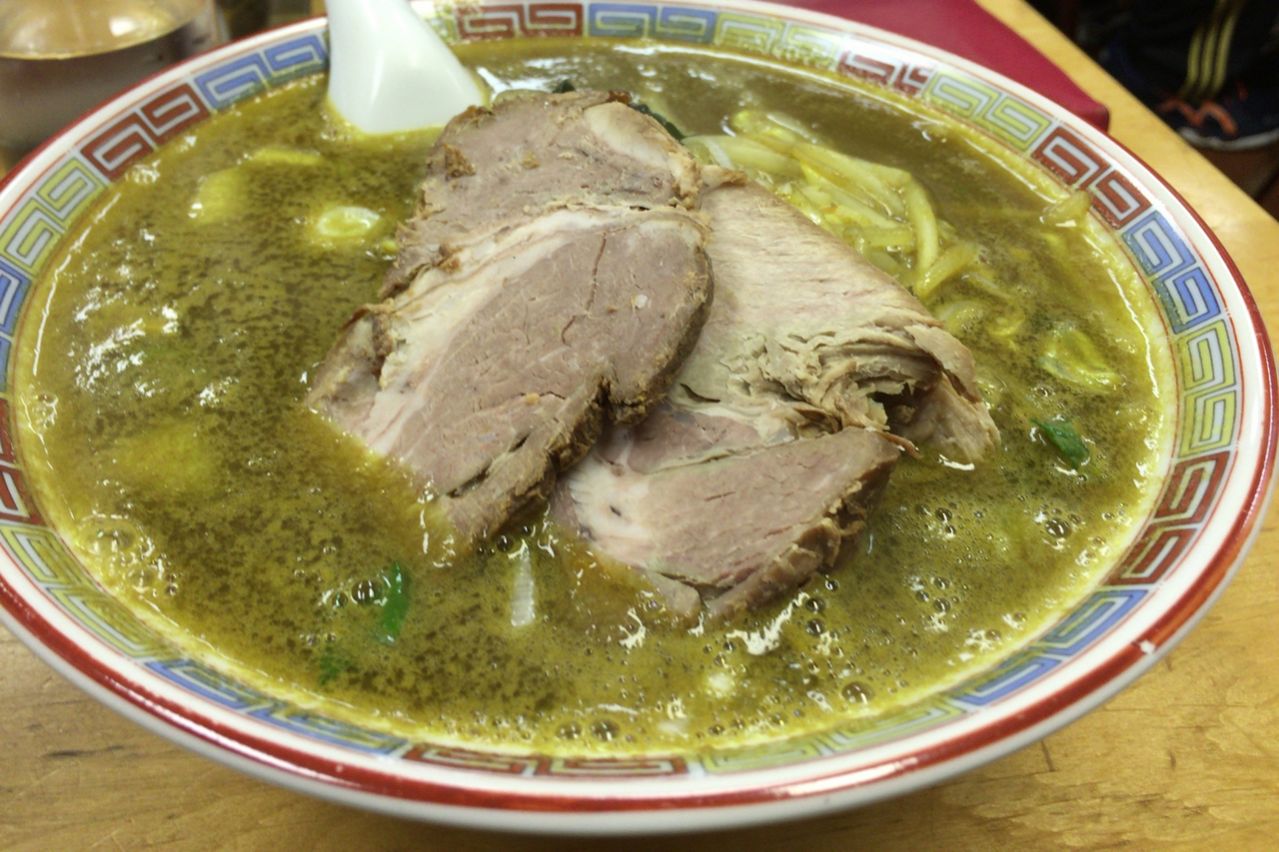 室蘭カレーラーメン