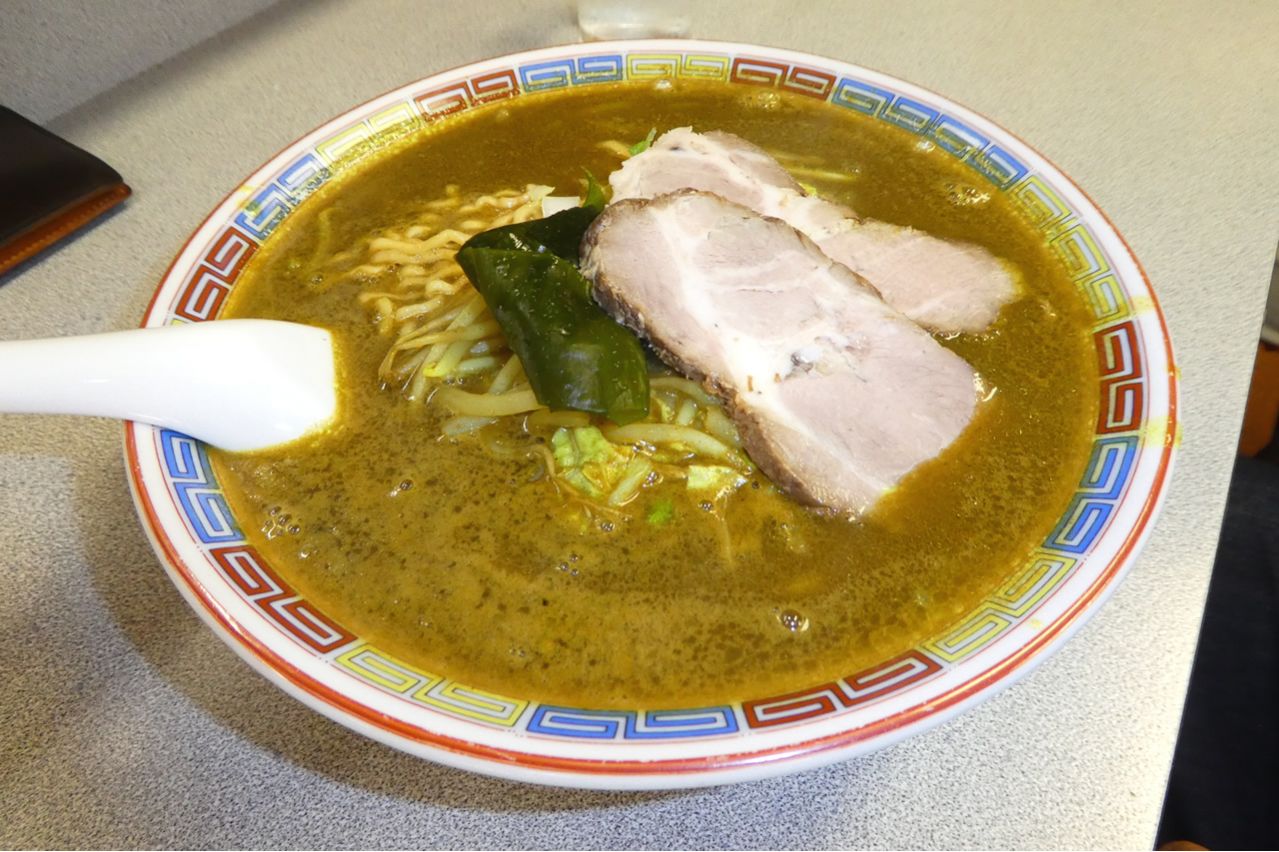 室蘭カレーラーメン