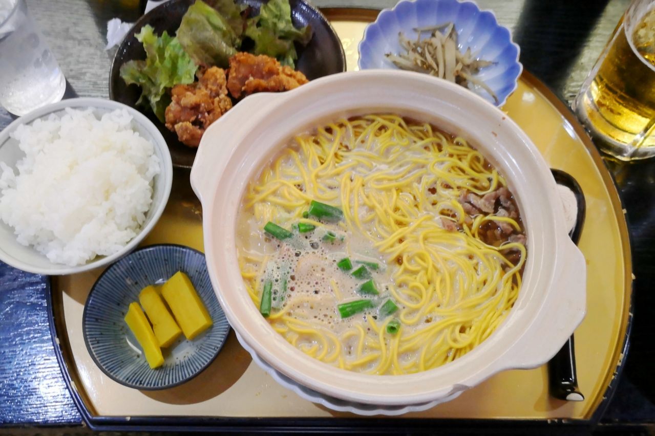 鍋焼きラーメン