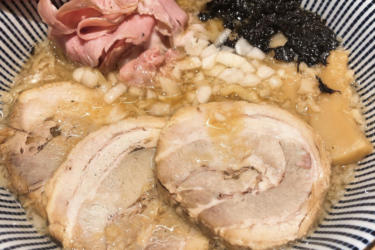 燕三条背脂ラーメン