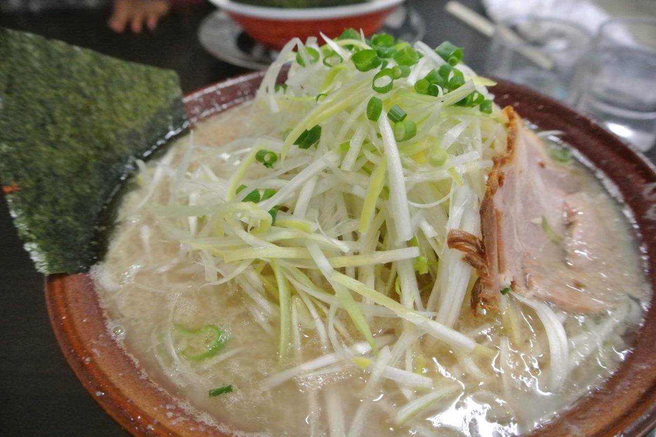 燕三条背脂ラーメン