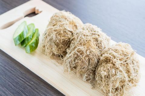 とろろ昆布おにぎり